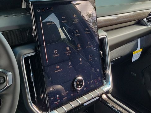 New 2026 GMC Yukon Elevation w/ Elevation Premium Package image 29