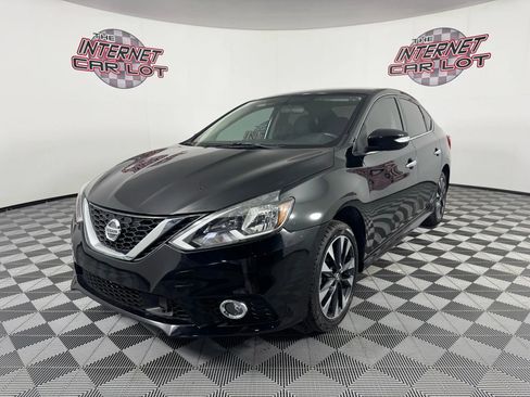 Used 2019 Nissan Sentra SR image 3