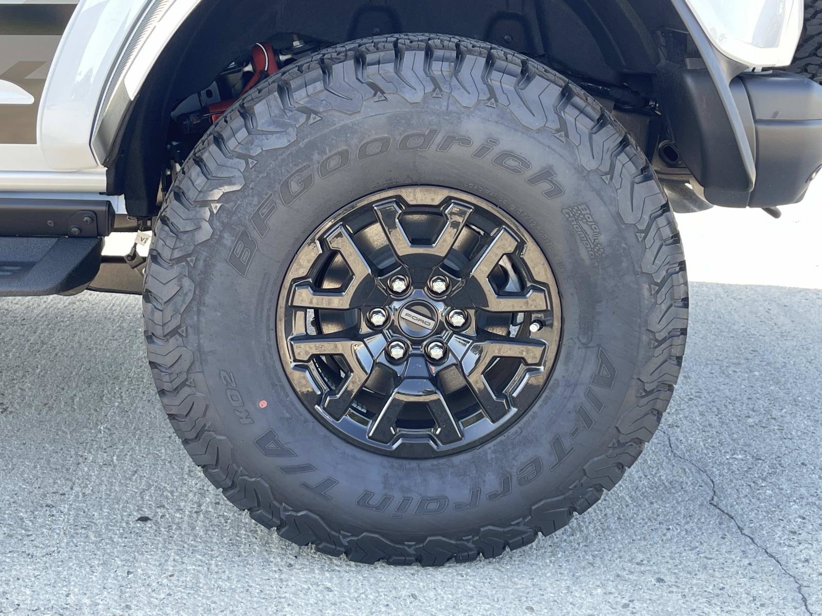 New 2026 Ford Bronco Raptor AWD/4WD image 25