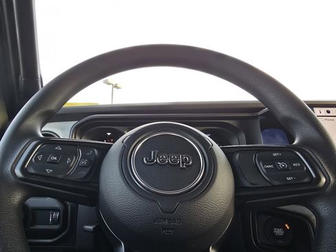 New 2026 Jeep Gladiator Sport image 13