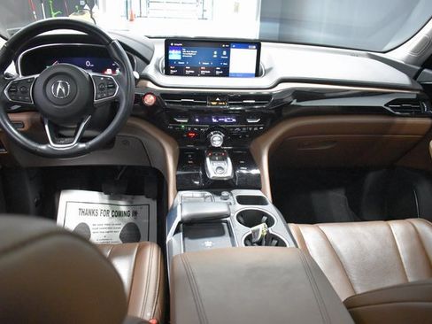 Used 2023 Acura MDX SH-AWD w/ Technology Package image 13