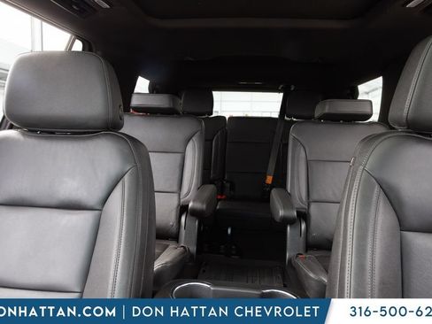 Used 2024 Chevrolet Tahoe Z71 w/ Luxury Package AWD/4WD image 17