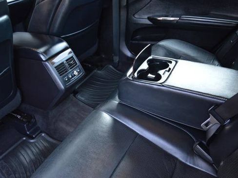 Used 2014 Toyota Avalon Limited FWD image 26