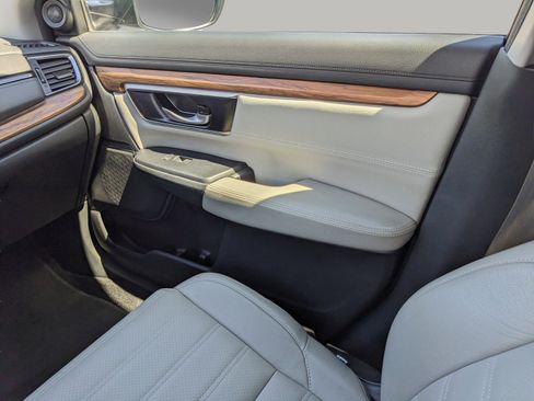 Used 2019 Honda CR-V EX image 16