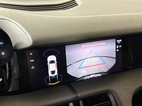 Used 2023 Porsche Taycan 4S image 19