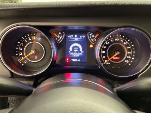 Certified 2022 Jeep Gladiator Sport w/ Trailer Tow Package image 12