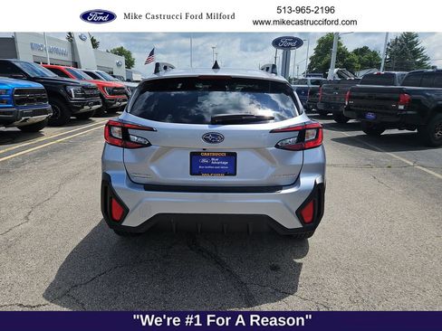 Used 2024 Subaru Crosstrek 2.0i Premium w/ Popular Package #3 AWD/4WD image 4