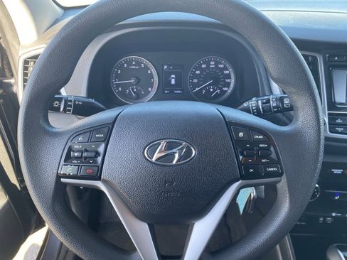Used 2018 Hyundai Tucson SE image 24