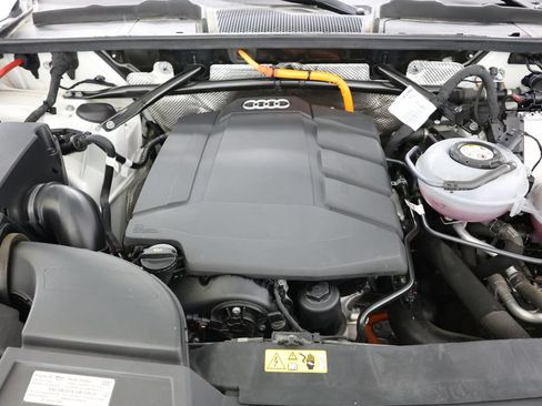 Certified 2024 Audi Q5 e Premium w/ Convenience Package AWD/4WD image 28