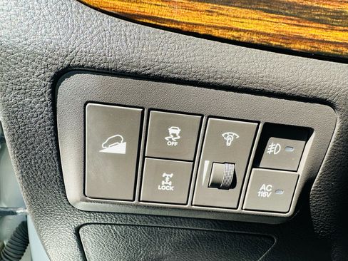 Used 2012 Hyundai Santa Fe Limited image 11