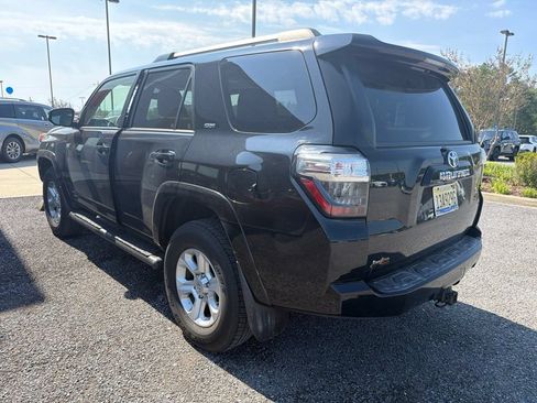 Used 2019 Toyota 4Runner SR5 Premium AWD/4WD image 5