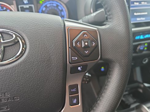 Used 2023 Toyota Tacoma SR5 w/ Technology Package RWD image 18