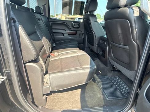 Certified 2015 GMC Sierra 1500 SLT w/ SLT Crew Cab Value Package AWD/4WD image 30
