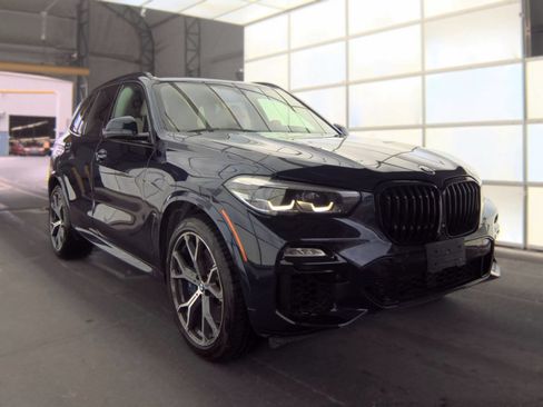 Used 2020 BMW X5 xDrive40i w/ M Sport Package AWD/4WD image 2