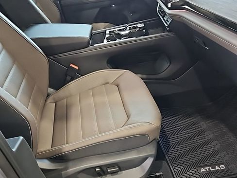 New 2026 Volkswagen Atlas SEL AWD/4WD image 13
