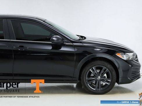 Used 2024 Volkswagen Jetta SE w/ Panoramic Sunroof Package image 49