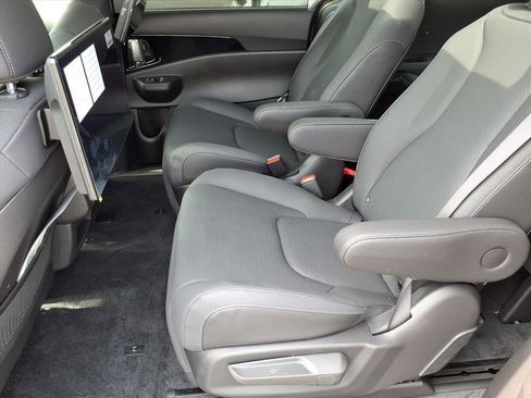 New 2026 Kia Carnival SX Prestige FWD image 12