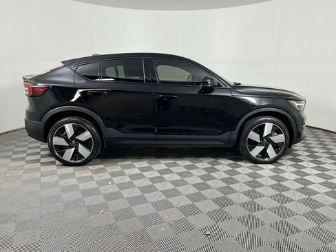Certified 2023 Volvo C40 P8 Recharge Ultimate image 11