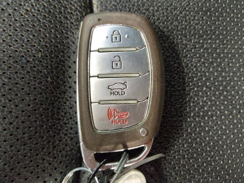 Used 2015 Hyundai Elantra Sport image 32