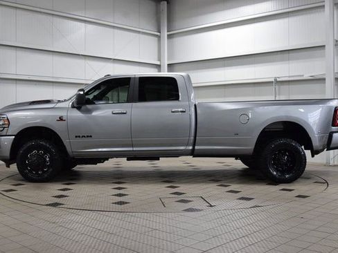 Used 2024 RAM 3500 Laramie w/ Night Edition image 4