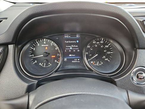 Used 2018 Nissan Rogue SL AWD/4WD image 11