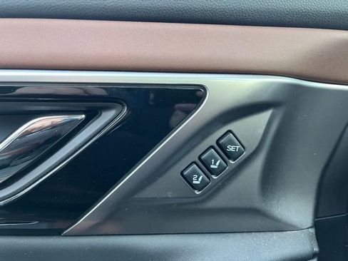 Used 2021 Subaru Outback Touring XT image 6