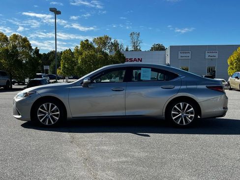 Used 2021 Lexus ES 350 w/ Premium Package image 3