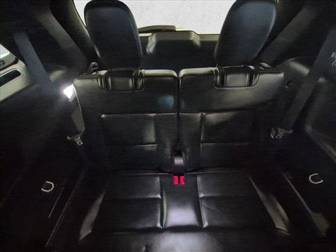 Used 2025 Ford Explorer ST-Line image 19