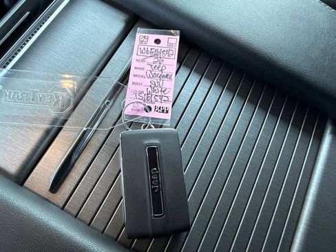 New 2026 Jeep Grand Wagoneer L Limited image 42