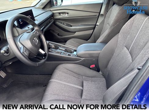 Used 2024 Honda Accord Sport image 9