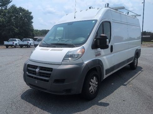 Used 2015 RAM ProMaster 2500 w/ Mopar Trailer Tow Group FWD image 1