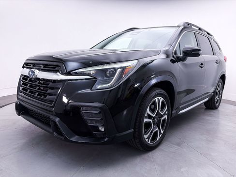 Used 2023 Subaru Ascent Limited AWD/4WD image 11