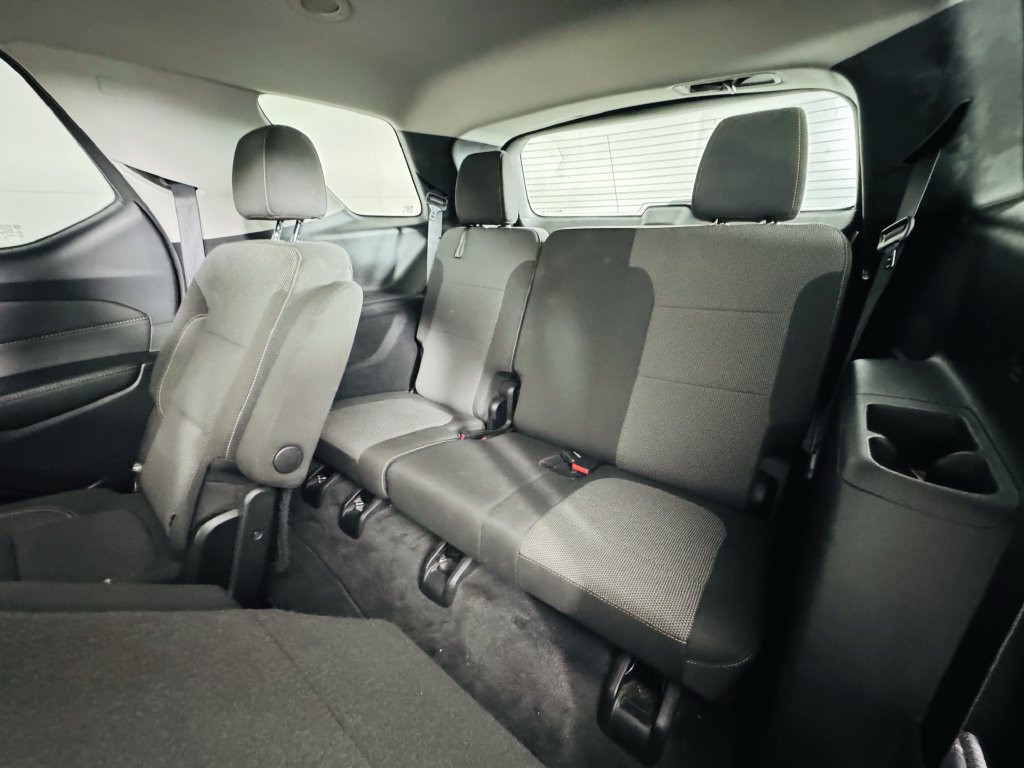 Used 2020 Chevrolet Traverse LT FWD image 15