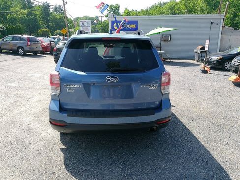Used 2017 Subaru Forester 2.5i Limited AWD/4WD image 8