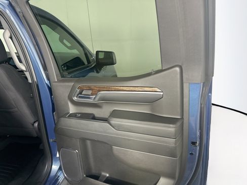 Used 2024 GMC Sierra 1500 Elevation image 28