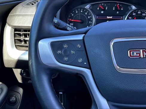 Used 2023 GMC Terrain SLT AWD/4WD image 11