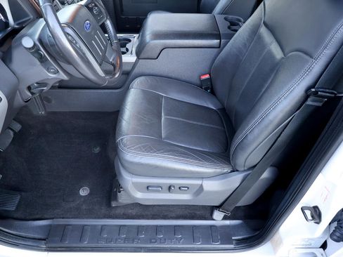 Used 2016 Ford F250 Lariat w/ Lariat Ultimate Package image 37