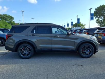 New 2026 Ford Explorer ST w/ Sun And Sound Package