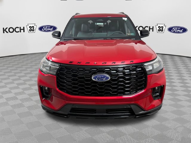 New 2026 Ford Explorer ST-Line w/ ST-Line Street Pack AWD/4WD image 2