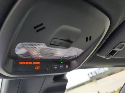 New 2026 Buick Envista Preferred FWD image 33
