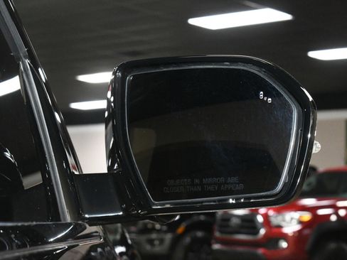 Used 2023 Lincoln Navigator Reserve image 64