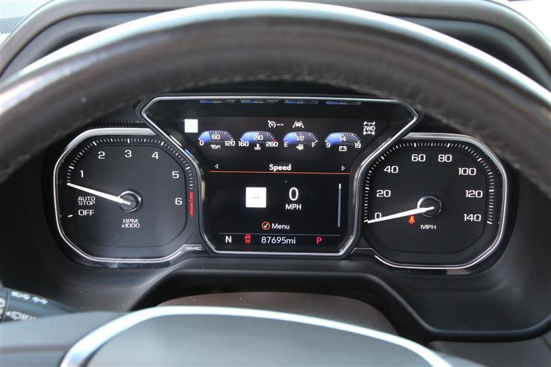 Used 2021 GMC Yukon SLT w/ SLT Luxury Plus Package AWD/4WD image 32