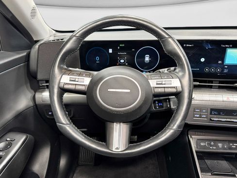 Used 2024 Hyundai Kona Limited FWD image 9