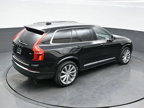 Used 2024 Volvo XC90 B6 Ultimate w/ Lounge Package image 34
