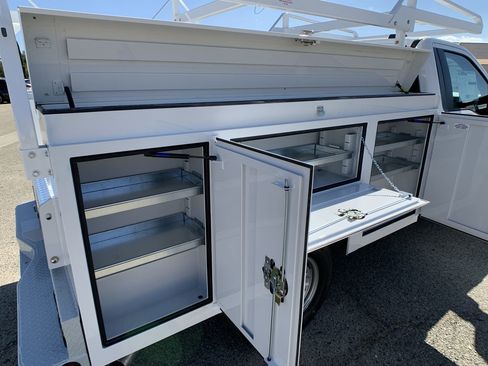 New 2026 Ford F250 XL w/ XL Chrome Package image 37