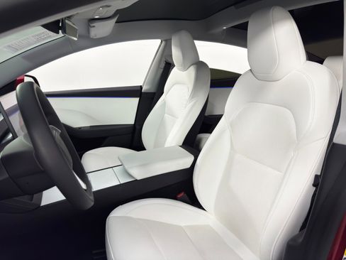 Used 2024 Tesla Model 3 Long Range image 42