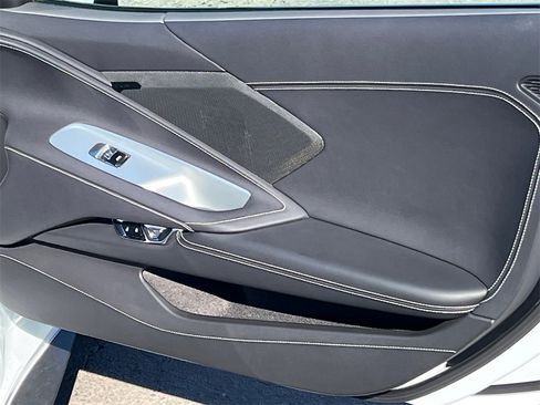 Used 2020 Chevrolet Corvette Stingray Coupe w/ Z51 Performance Package image 17