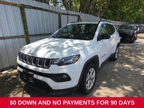 Used 2025 Jeep Compass Latitude w/ Sun & Sound Group AWD/4WD image 1