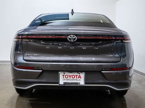 Certified 2024 Toyota Crown Limited image 8
