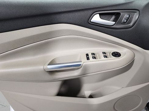 Used 2019 Ford Escape SEL image 11